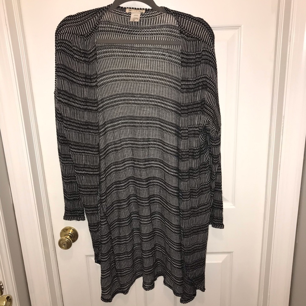 Lightweight long gray sweater